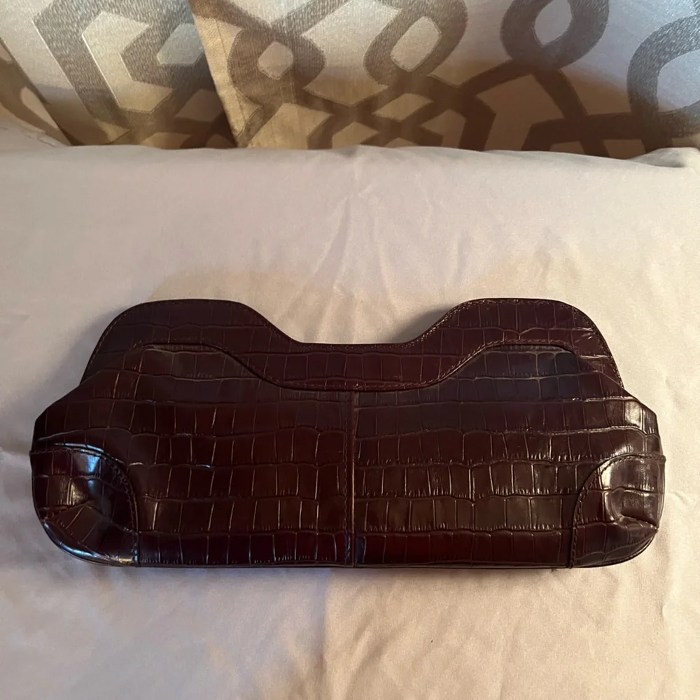 Purse - Picture 2 of 4